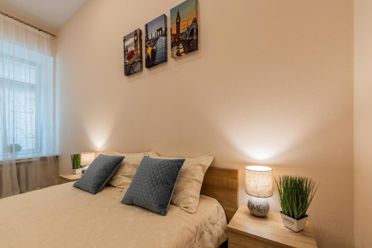 2К Квартира Між Майданом Та Софією Київською Apartment ภายนอก รูปภาพ