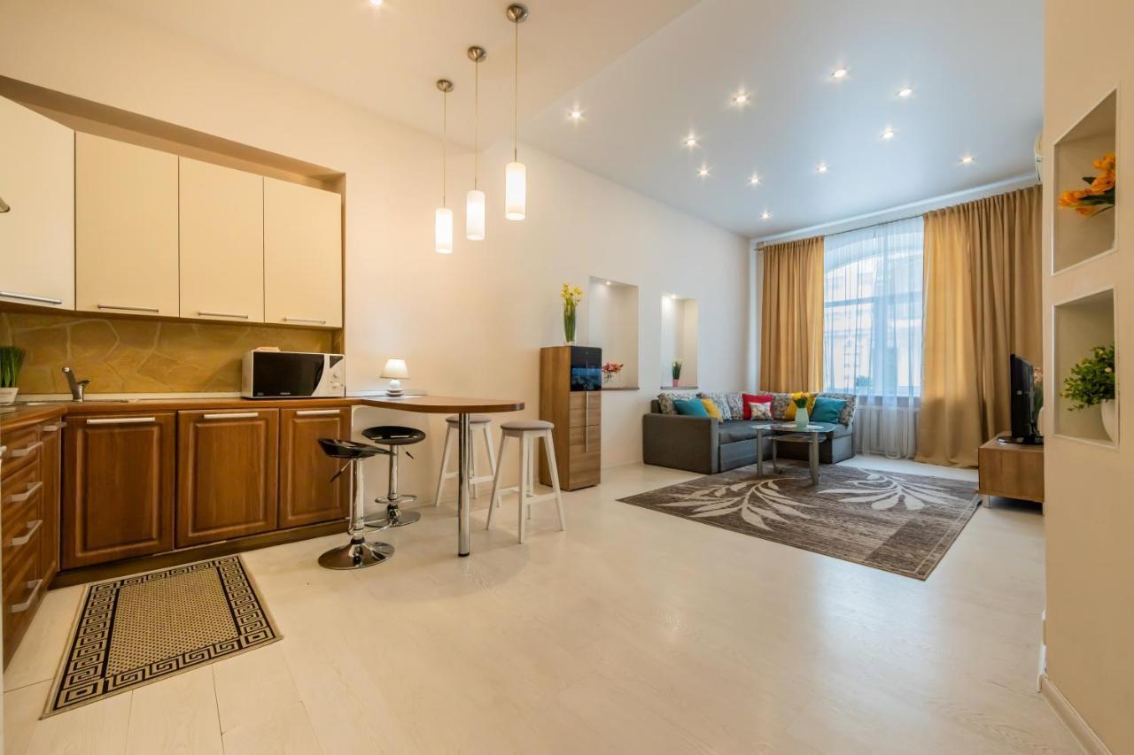 2К Квартира Між Майданом Та Софією Київською Apartment ภายนอก รูปภาพ