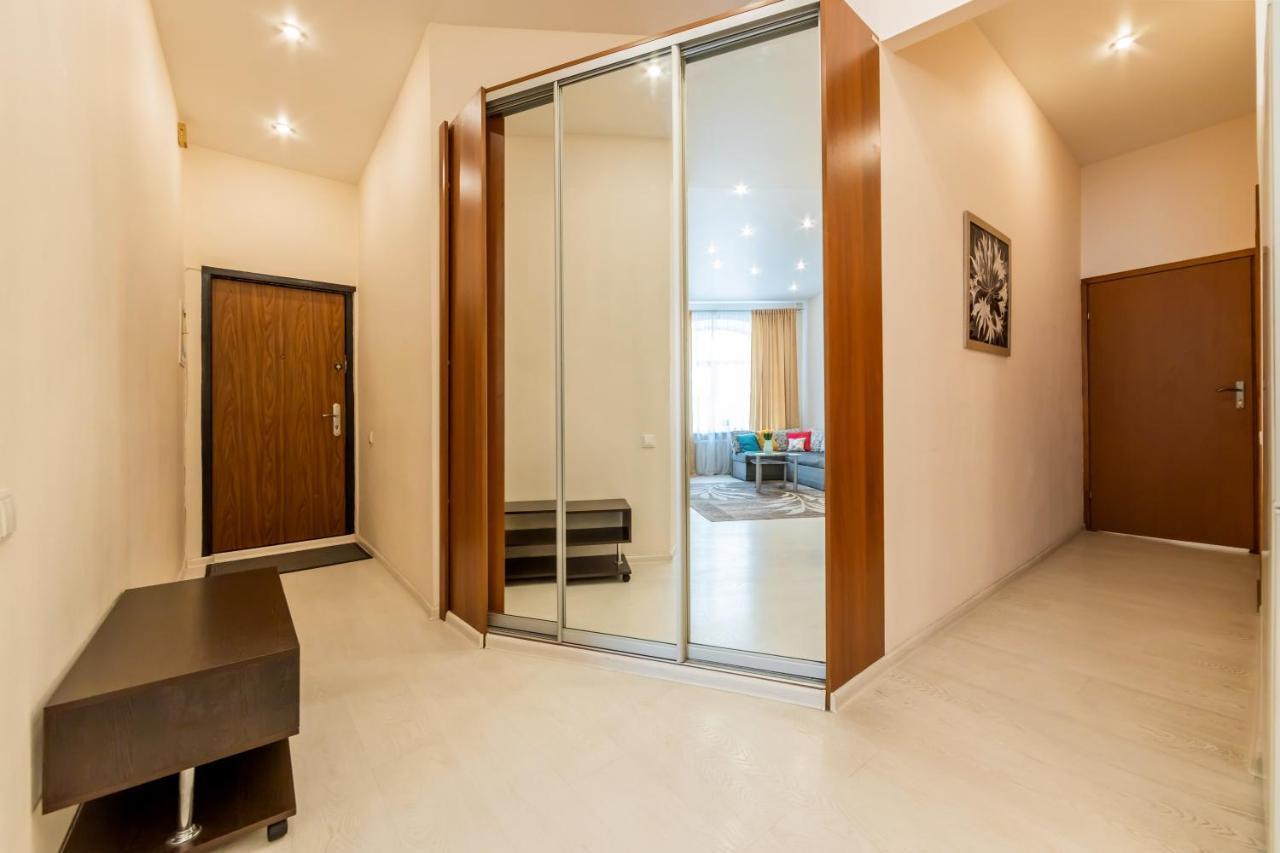 2К Квартира Між Майданом Та Софією Київською Apartment ภายนอก รูปภาพ