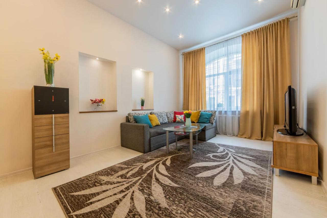 2К Квартира Між Майданом Та Софією Київською Apartment ภายนอก รูปภาพ