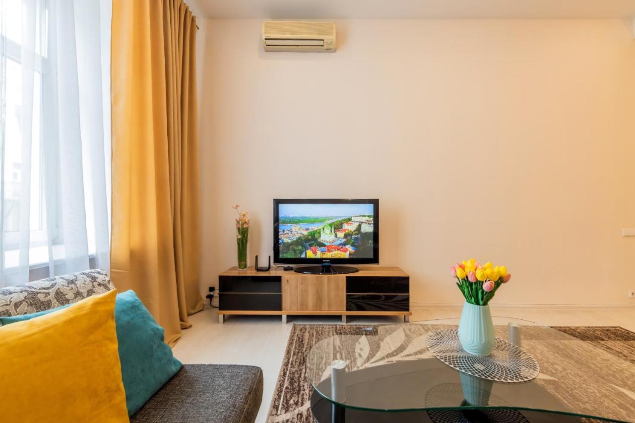 2К Квартира Між Майданом Та Софією Київською Apartment ภายนอก รูปภาพ